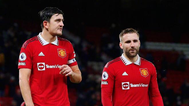 他憑借自己 他憑借自己